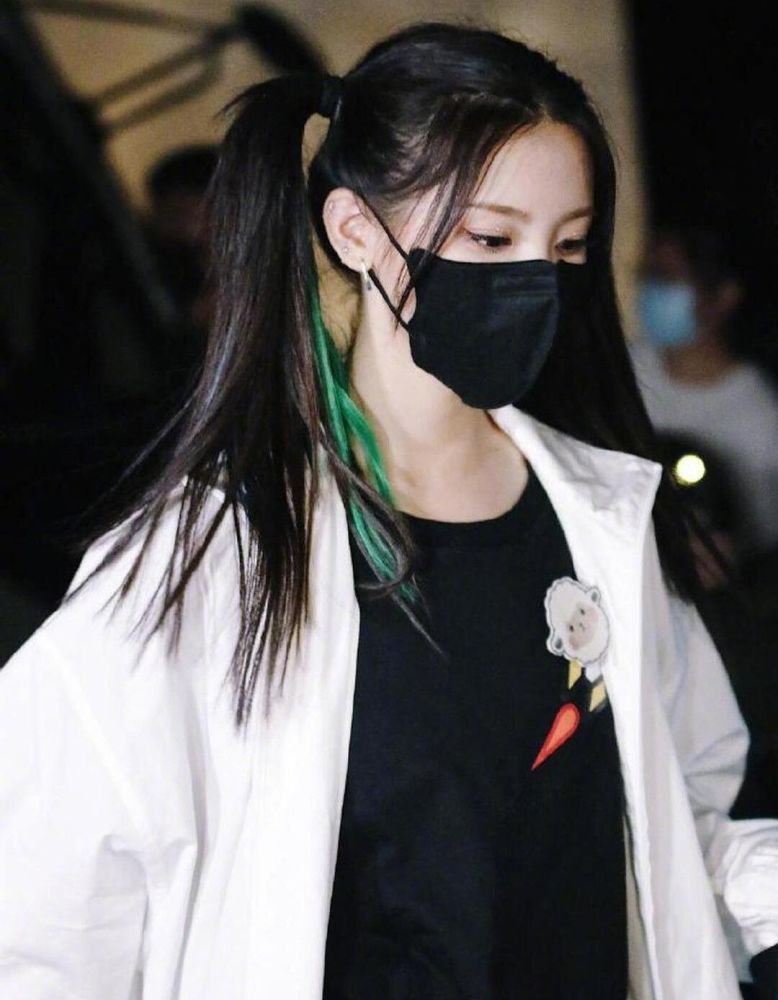 有种发型叫“杨超越双马尾”，清新减龄就看你敢不敢扎了 美容健康 第3张