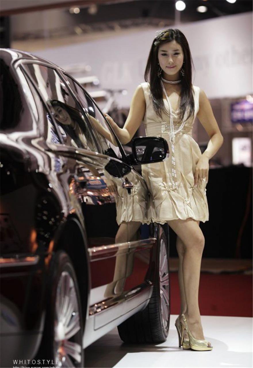 车展会上韩国性感长腿美女车模集合写真(1/13) 美图 第1张