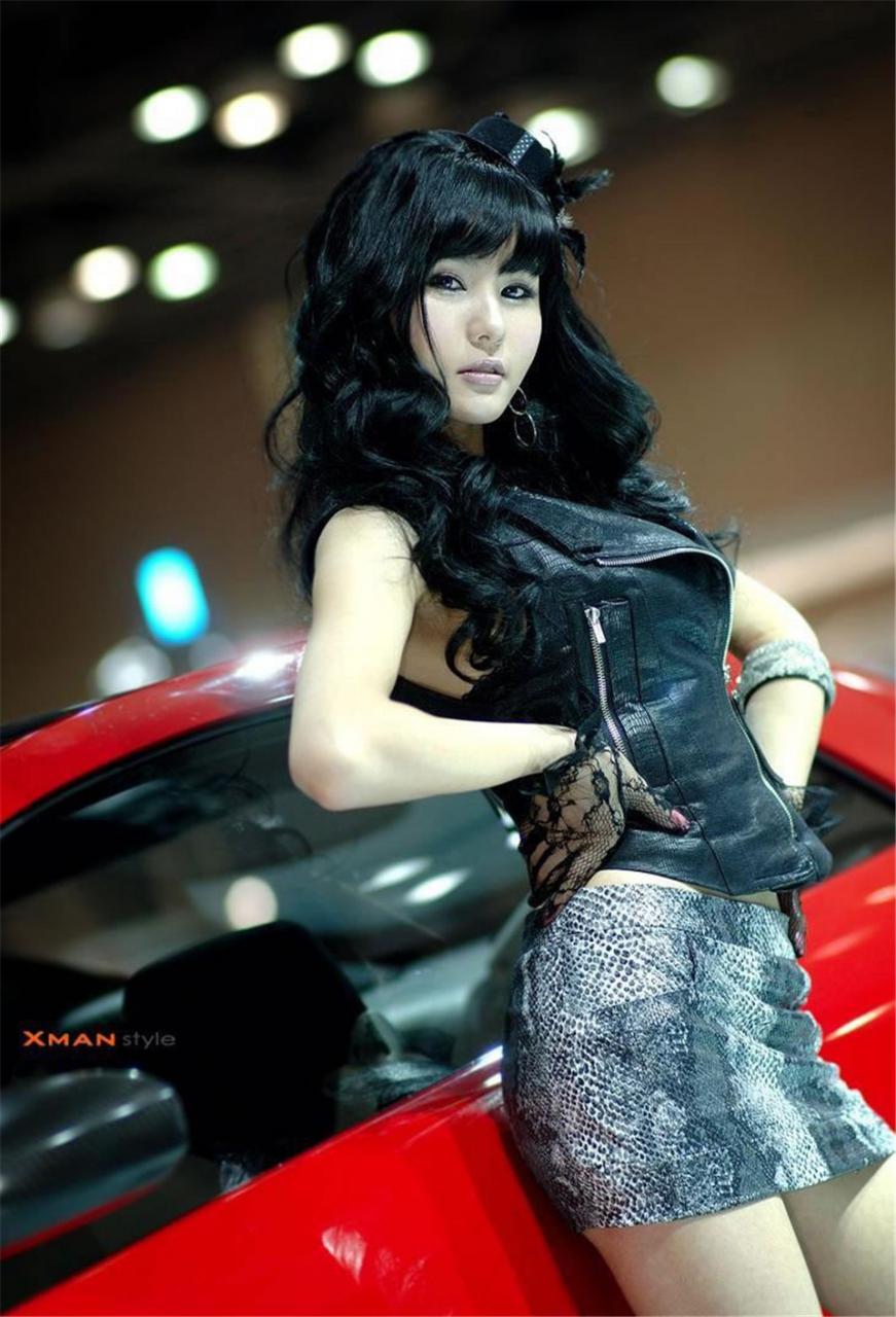 车展会上韩国性感长腿美女车模集合写真(1/13) 美图 第1张