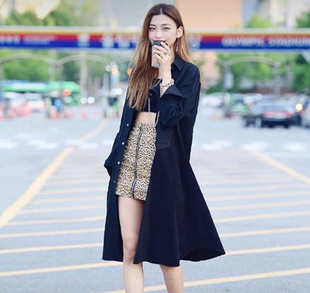 韩国街拍：女孩纸们颜高腿直衣品正，maybe才是真正的街拍 街拍潮人 第2张