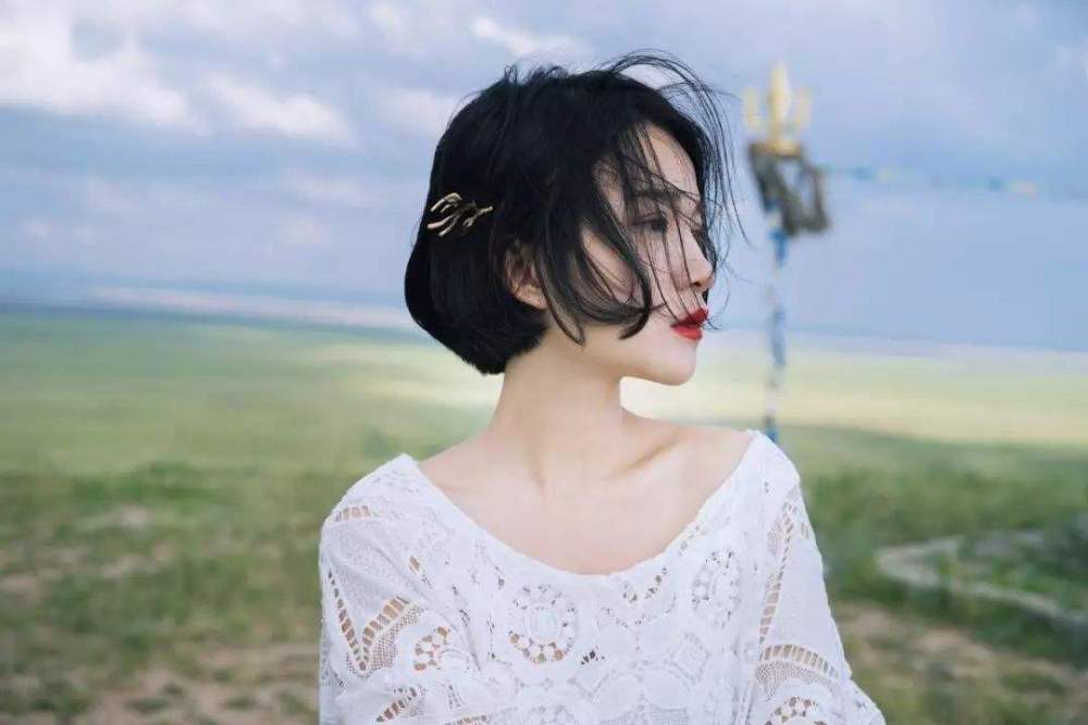 40岁女人巨显老的发型，这3种发型谁留谁土气，太影响颜值和美 健康 第1张