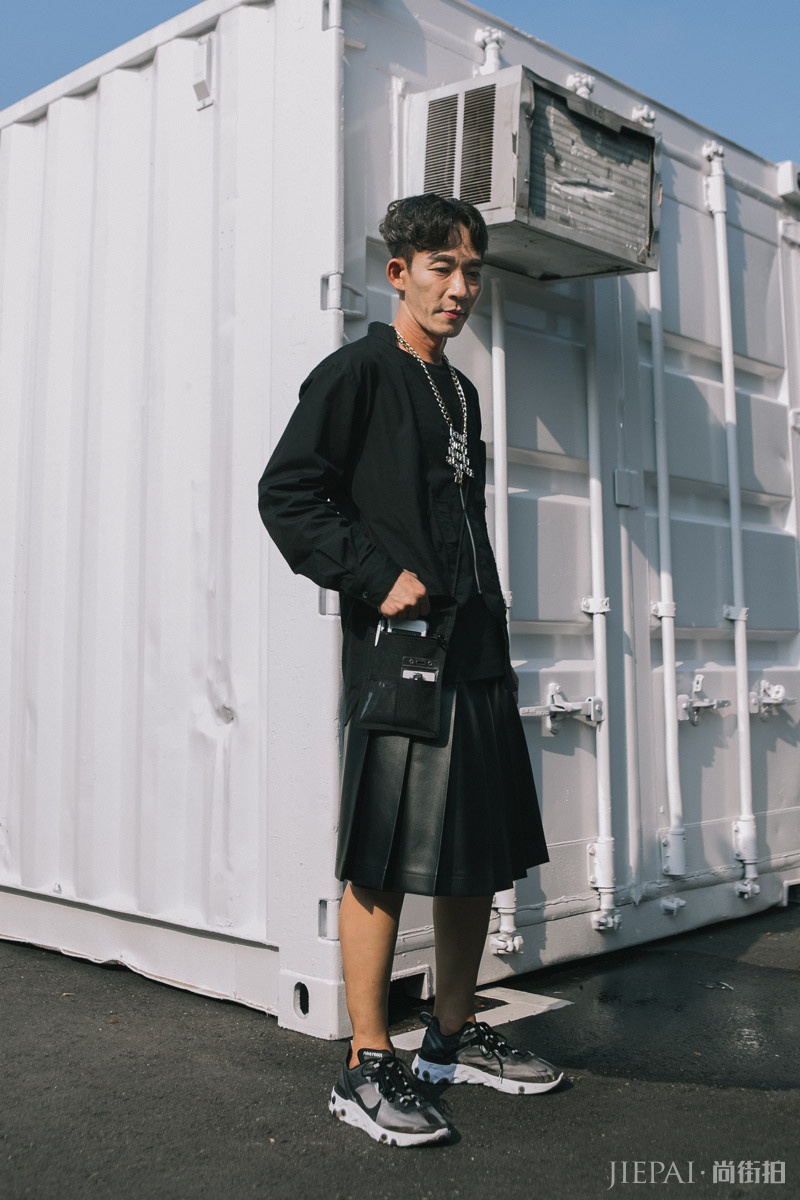 教科书级别！Dover Street Market新加坡成立一周年活动现场街拍合集！ 街拍 第1张
