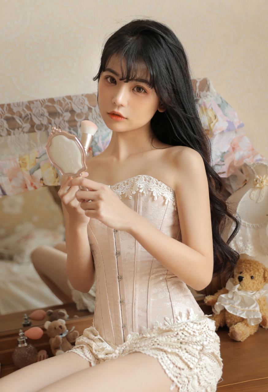 清纯美女白皙清凉性感写真图片 美图 第1张