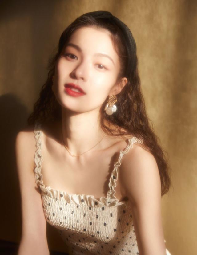 慵懒羊毛卷和复古大波浪怎么选！你知道怎么去打造吗？ 美容健康 第2张