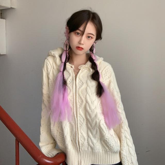 初秋毛衣百搭不厌，怎么穿都好看 穿搭 第1张