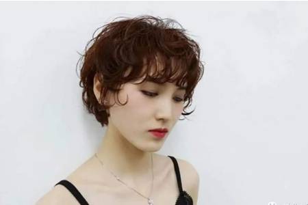 短发图片女2020最新款，适合大脸的短发造型大全 健康 第1张