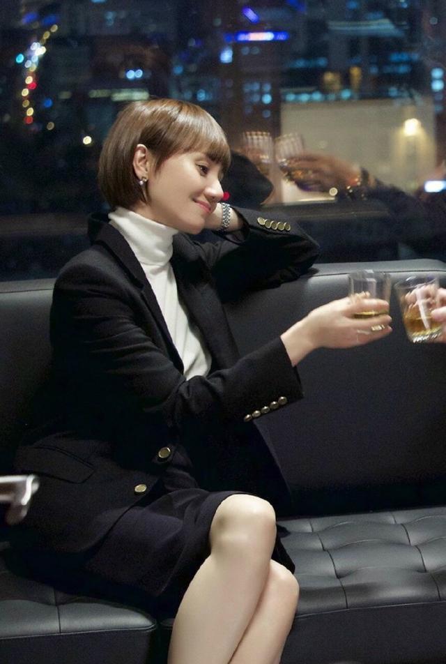 40岁女人巨显老的发型，这3种发型谁留谁土气，太影响颜值和美 健康 第1张