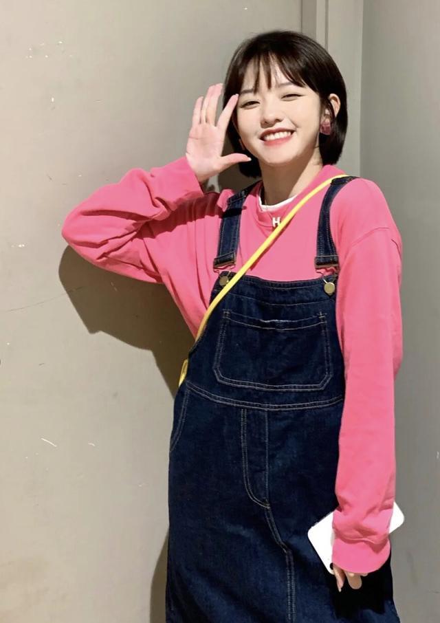 背带这样穿少女感扑面而来，减龄就靠它 穿搭 第1张