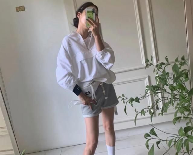 什么鞋子适合休闲风格？建议尝试以下3种款式，让你简单大方 穿搭 第2张