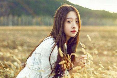 方脸适合什么发型 女生方脸最适合的发型 美容健康 第2张