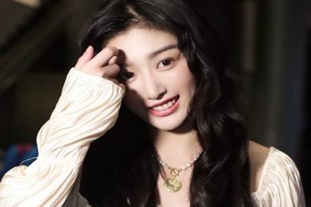 孔雪儿黑色长卷发大火 港风韵味十足不愧是人间芭比 健康 第2张