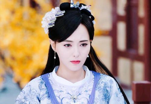 唐嫣水墨风公主裙造型太美，身材纤细露香肩性感十足 时尚 第6张