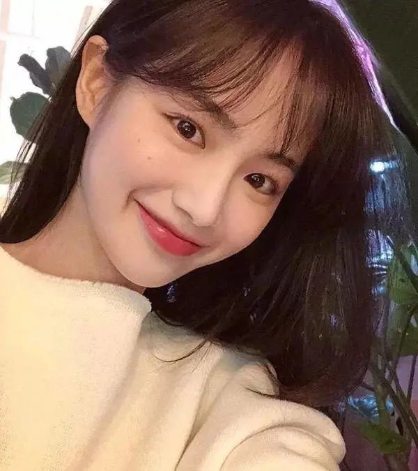 掌握这几个小套路秒变“邻家妹妹”，一举击中直男的心 穿搭技巧 第7张