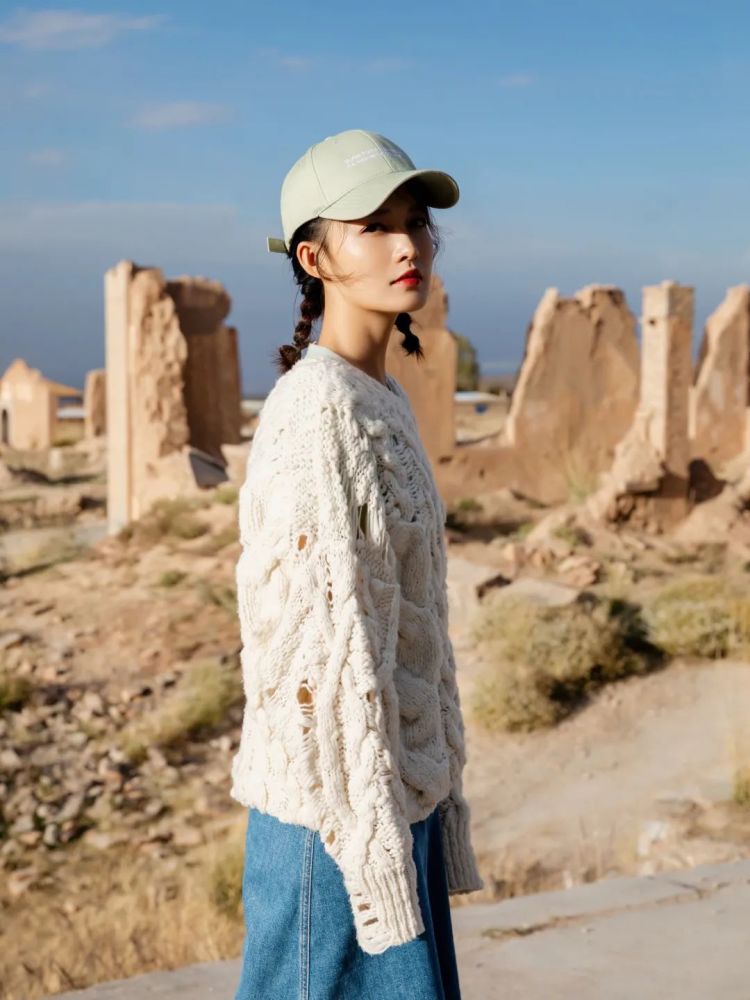 美貌持续在线，看这些女明星们的初秋时尚穿搭 时尚 第1张