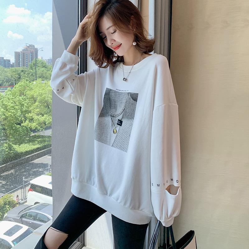 休闲卫衣就是减龄，30岁的女人穿也显得青春活力 穿搭 第3张