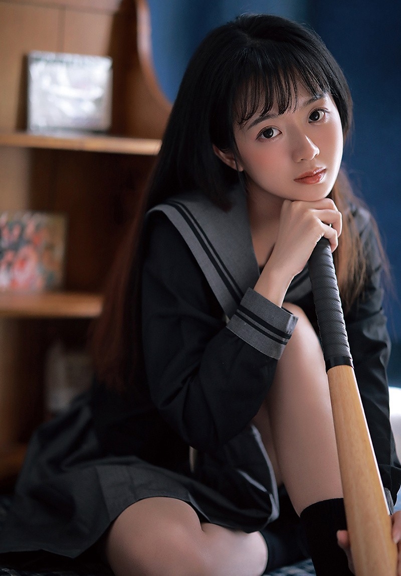 清纯甜美樱花妹校服写真图片 美图 第1张