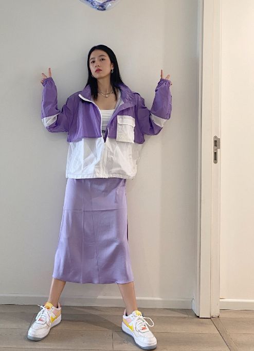 周雨彤私服“咸鱼身”意外惹人爱，原来瘦子才是真好看 时尚 第2张