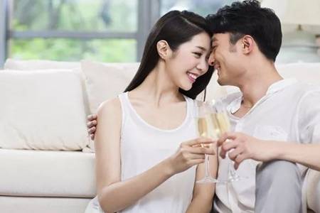 对方不履行夫妻同居义务怎么办 可不可以要求法律强制履行夫妻义务 情感语录 第2张