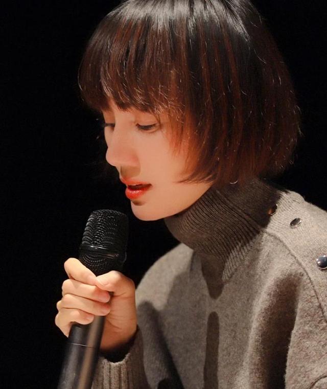 四五十岁长脸女人留这几种发型，一看就显气质 健康 第1张