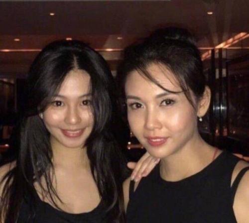 邱淑贞女儿晒万圣节造型，21岁沈月九尾狐装扮超惊艳不输妈妈 明星搭配 第4张