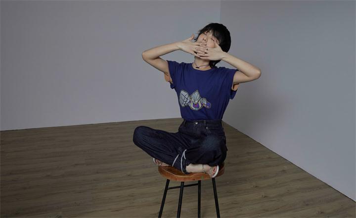 校园风变身性感女郎，谭松韵这次跨度有点大！这样的风格你喜欢吗 时尚 第5张
