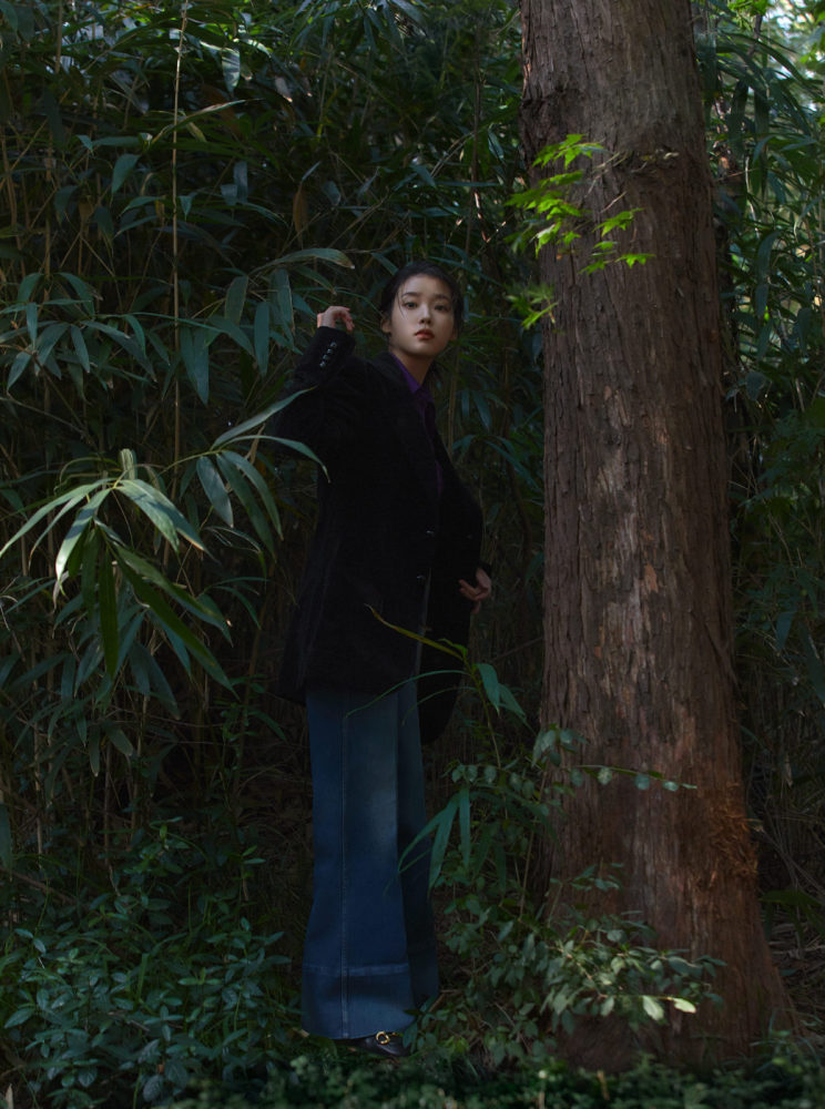 IU李知恩《GQ》杂志大片公开，娇俏美人变身高冷美女惊艳全场 时尚 第3张