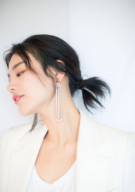 “蛇皮装”野性又个性，马思纯风格转变效果让人意外 时尚 第3张