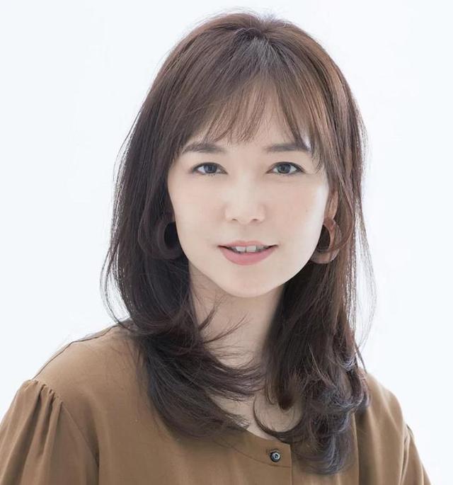 四五十岁长脸女人留这几种发型，一看就显气质 健康 第1张