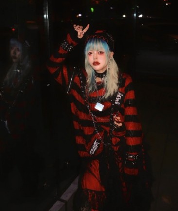原宿风怎么穿搭有个性？段小薇掀起刘海甜美度“猛涨”超吸睛 时尚 第2张