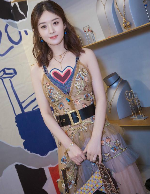 赵丽颖气质甜美，这条深V红色纱裙超有仙气 时尚 第16张