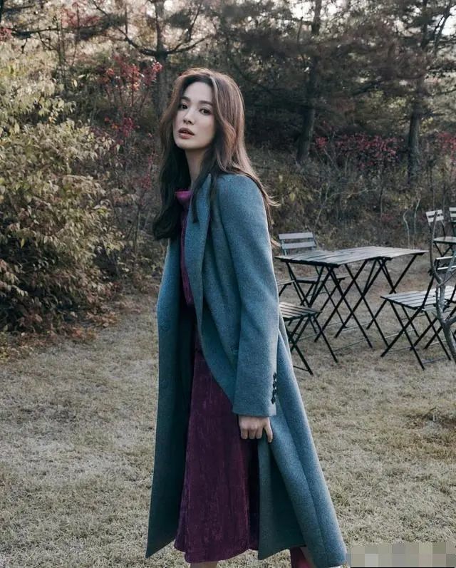 还在怀念清纯的“乔妹”？得了吧，成熟的宋慧乔美得更具辨识度 时尚 第3张