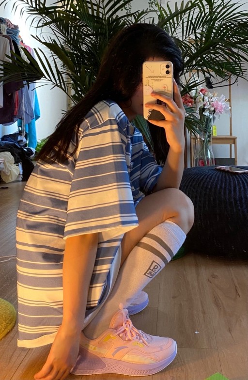 原宿风怎么穿搭有个性？段小薇掀起刘海甜美度“猛涨”超吸睛 时尚 第9张