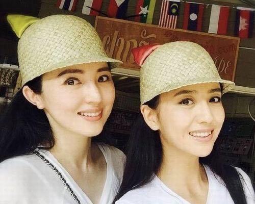佟丽娅董璇温馨合体，曾被誉为撞脸姐妹花，多种造型都相当神似 时尚 第2张