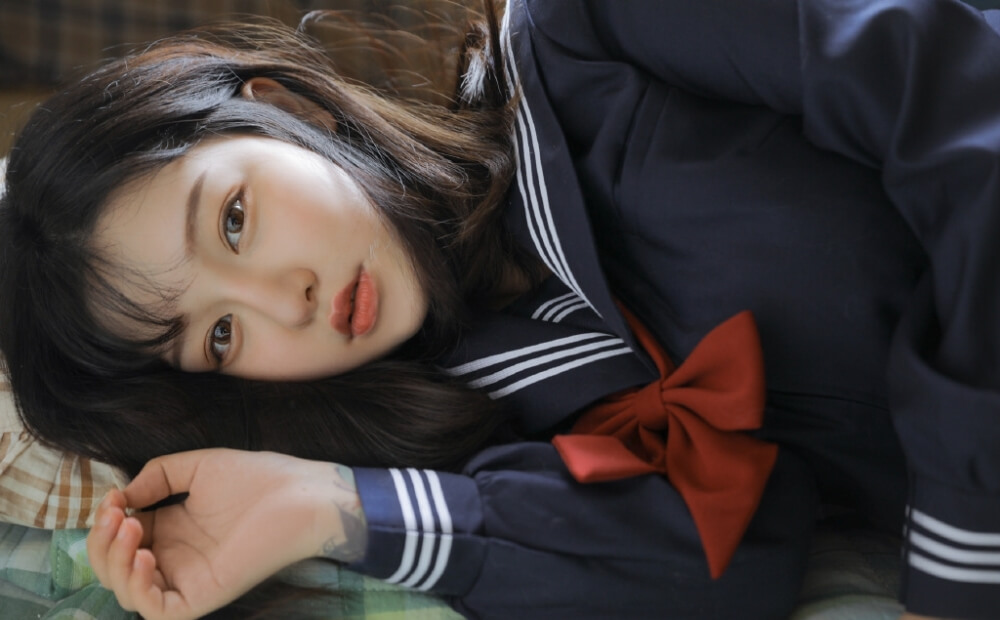 大眼清纯动人JK美少女居家艺术图片写真 美图 第1张