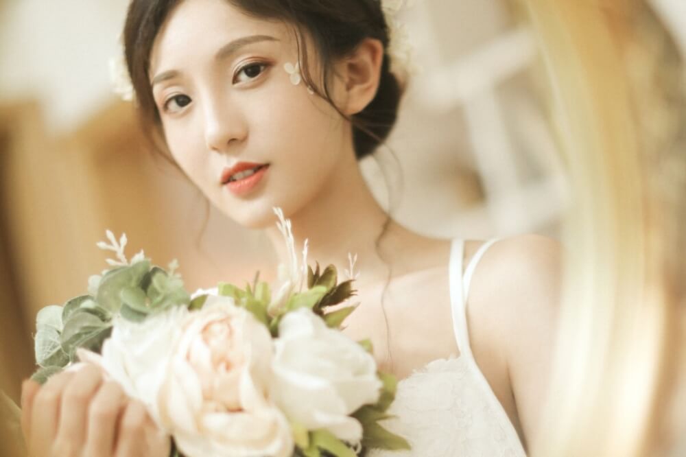知性优雅气质婚纱美女婚纱照片欣赏 美图 第1张