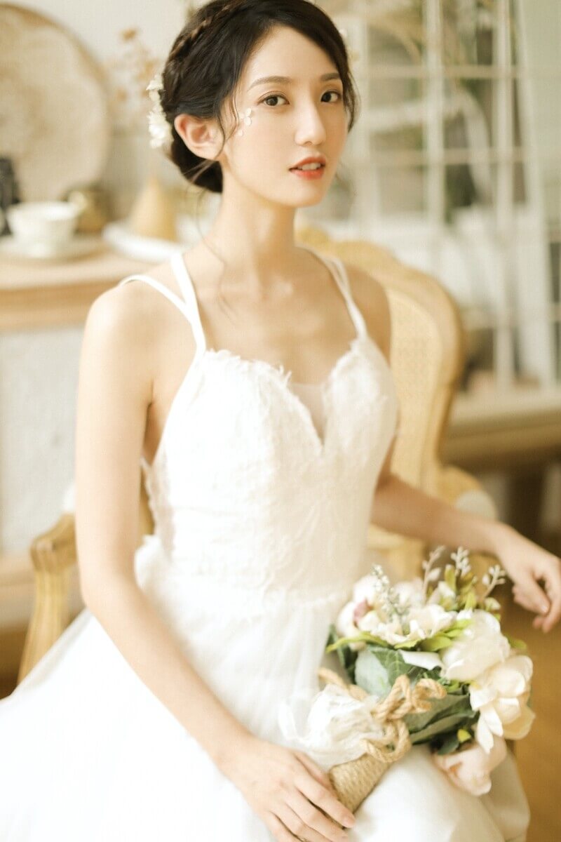 知性优雅气质婚纱美女婚纱照片欣赏 美图 第1张