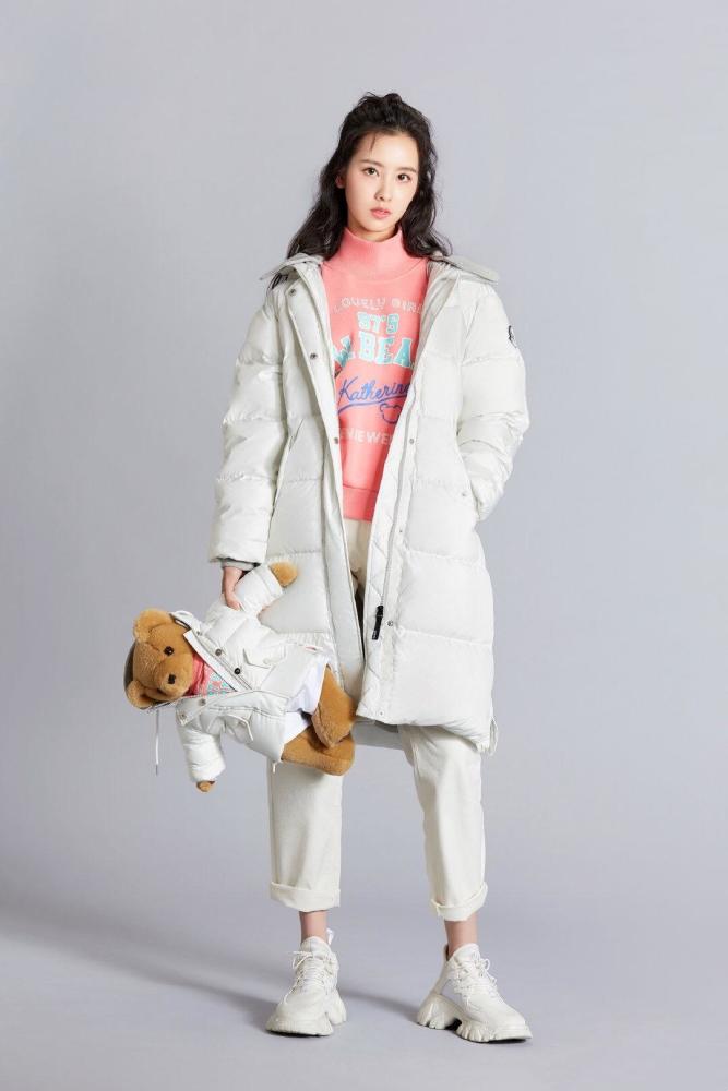 陈都灵穿针织毛衣时髦大气 甜美女神非她莫属！ 时尚 第8张