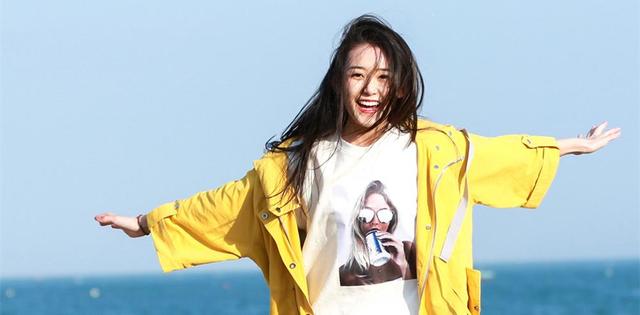 蒋依依穿少女装脸蛋很有女人味，长大后更妖媚了 时尚 第14张