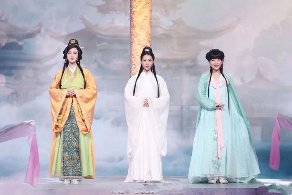 《王牌》：金莎张萌白冰穿古装演神话，唐嫣再扮紫萱，哪都缺胡歌 明星搭配 第10张