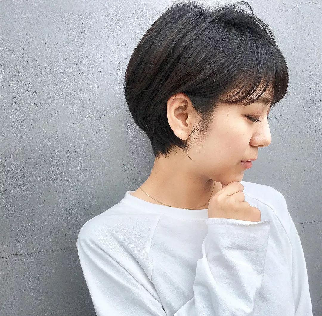圆脸适合的短发 圆脸女生合适什么短发 健康 第2张