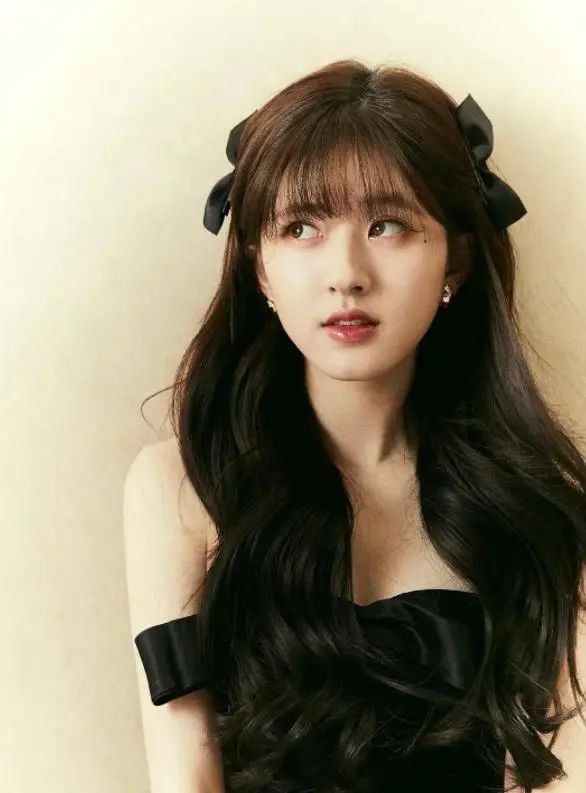 女星双蝴蝶结造型：许佳琪可爱戚薇鬼马少女，赵露思太甜美 美容健康 第9张