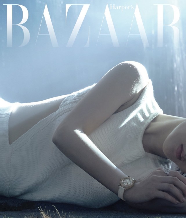 杨紫登《时尚芭莎》杂志封面，挑战妩媚成熟风秒变性感女神 时尚 第2张