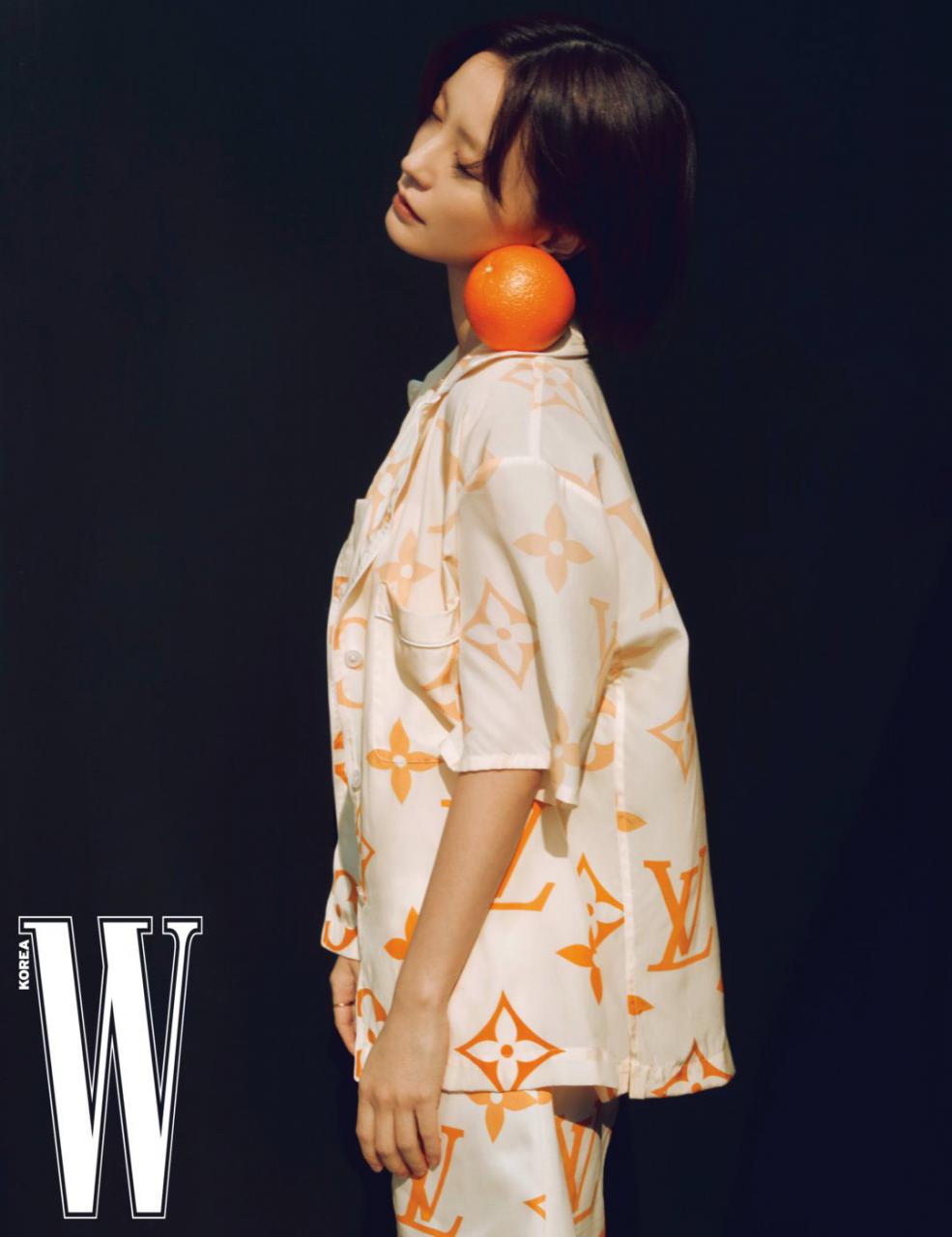 如太阳般温暖：郑有美出镜《W Korea》，浑身透着灵动的美 明星搭配 第5张