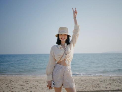 杨采钰度假私服来了！这是不是你理想中的度假风？ 时尚 第5张