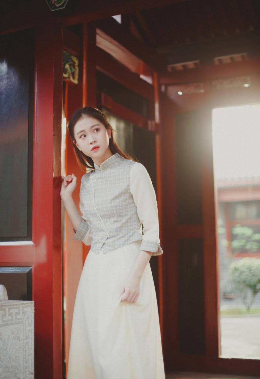 徐紫茵民国风少女乖巧好学生模样写真合集 时尚 第1张
