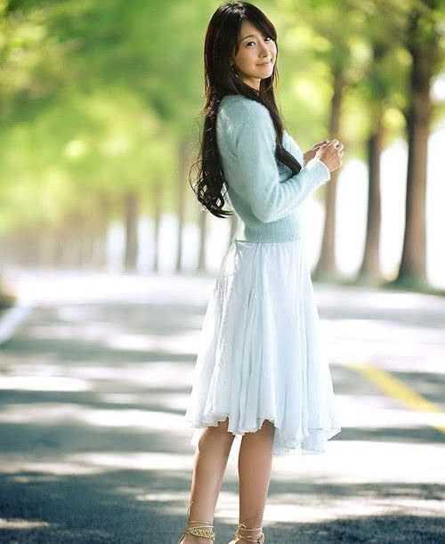 女人怎么穿衣打扮有气质 有气质女人的穿衣风格 穿搭 第2张