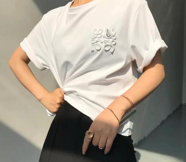 如何挑选好看又时尚的T恤？ 穿搭 第1张