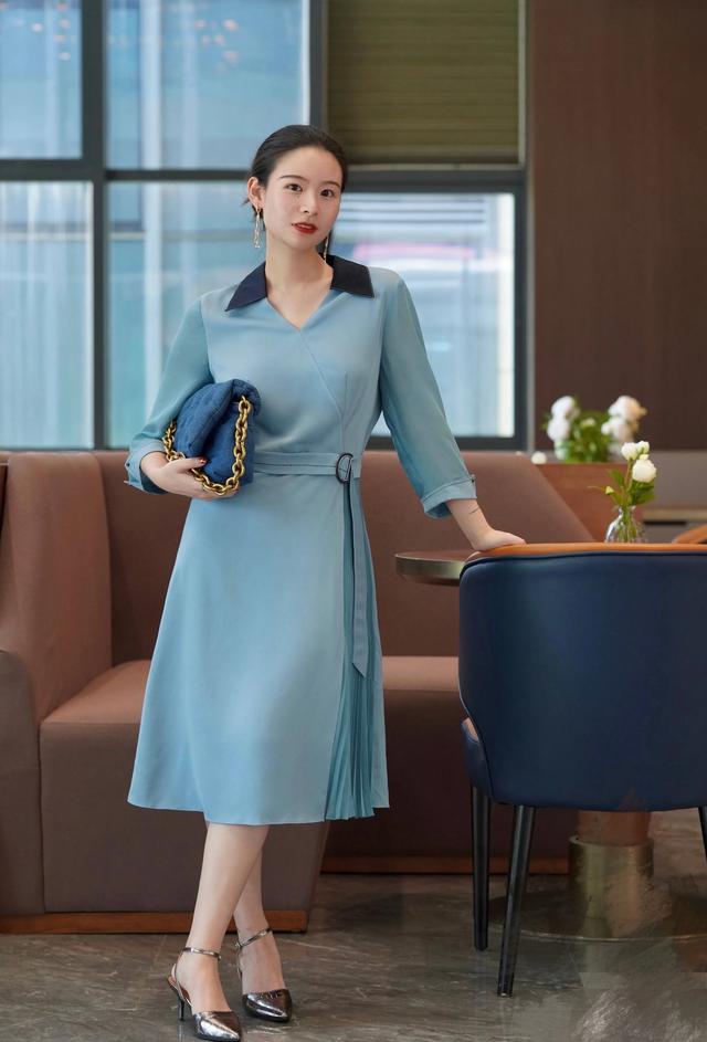 35岁的女人要怎么穿衣打扮才适合呢？ 穿搭 第5张