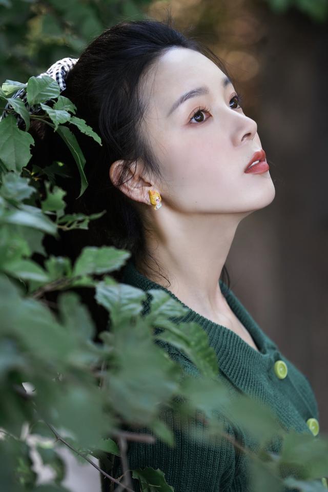 陈瑶邻家女打扮清纯又温柔，谁看了不心动 时尚 第4张