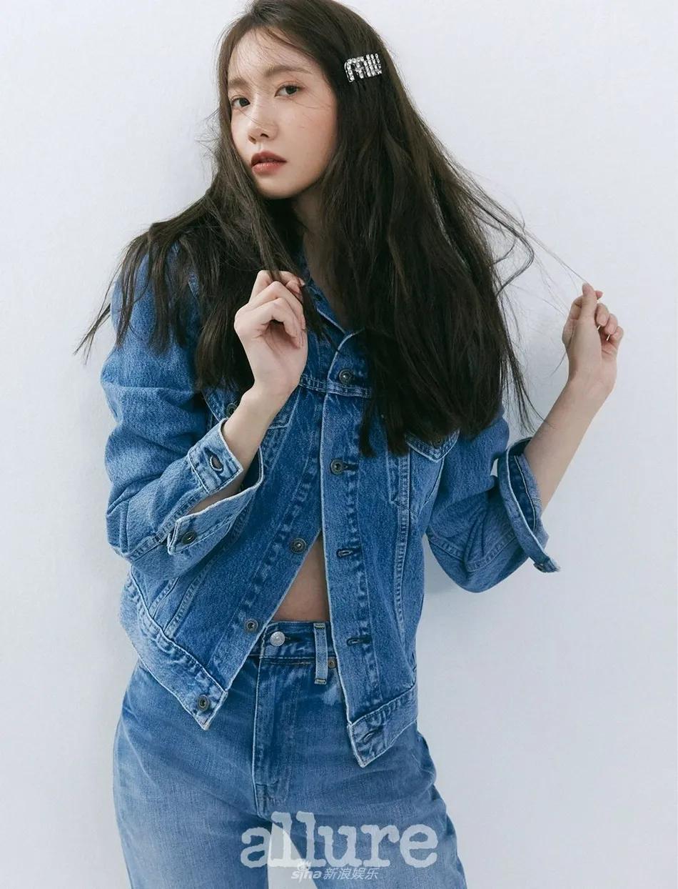林允儿杂志美图写真！香肩蛮腰性感迷人 时尚 第3张